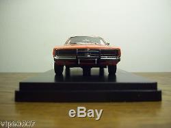 AUTO WORLD 1 of 1000 DUKES OF HAZZARD 143 GENERAL LEE 1969 DODGE CHARGER-NEW