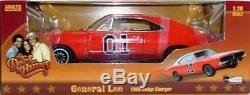 AUTO WORLD AMM964 1969 DODGE CHARGER model car DUKES OF HAZZARD GENERAL LEE 118