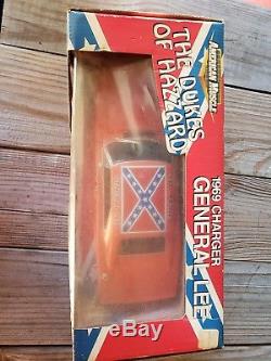 AUTOGRAPHED 1969 Charger General Lee The Dukes Of Hazzard 118 Ertl