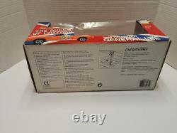 American Muscle 118 Diecast Dukes Of Hazzard General Lee 1969 Charger 2001