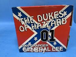 + American Muscle 118 Diecast The Dukes Of Hazzard 1969 Charger General Lee