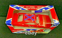 American Muscle 124 General Lee The Dukes Of Hazzard Die Cast Model Kit Rare