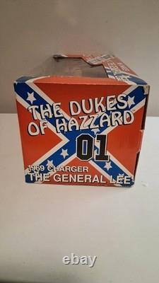 American Muscle 1969 Charger 01 General Lee 118 The Dukes Of Hazzard Ertl New