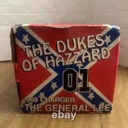 American Muscle 1969 Charger 01 General Lee 118 The Dukes Of Hazzard Signed