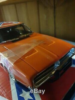 American Muscle The Dukes Of Hazzard 1969 Charger General Lee 118 Scale New
