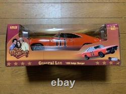 Auto World 1/18 1968 Dodge Charger The Dukes Of Hazzard General Lee