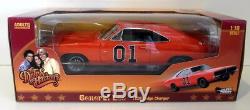 Auto World 1/18 Scale AMM964 General Lee 1969 Dodge Charger Dukes of Hazzard