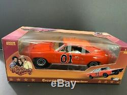 Auto World Dodge Charger 1969 General Lee Dukes of Hazzard 1/18