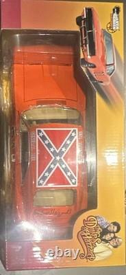 Auto World Dukes of Hazzard General Lee 118th Scale Model Signed By Cooter