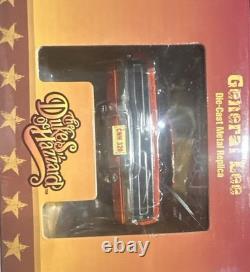 Auto World Dukes of Hazzard General Lee 118th Scale Model Signed By Cooter