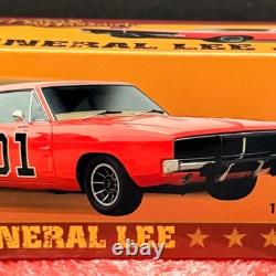 Auto World The Dukes of Hazzard General Lee 1969 Dodge Charger 143 Scale