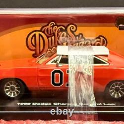 Auto World The Dukes of Hazzard General Lee 1969 Dodge Charger 143 Scale