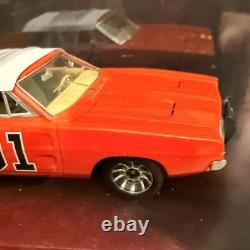 Auto World The Dukes of Hazzard General Lee 1969 Dodge Charger 143 Scale
