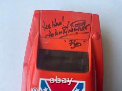 Autographed Dukes of Hazzard John Schneider BO 125 Scale Diecast Car
