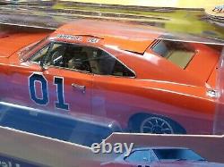Autoworld Silverscreen The Dukes Of Hazzard General Lee 1969 Dodge Charger Lee