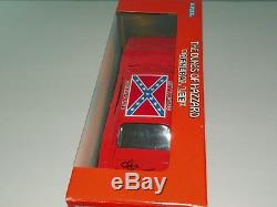 Collectible Dukes Of Hazzard General Lee Ertl 125 Diecast Autographed