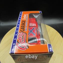 Cooter's Garage Autographed 125 Scale diecast 1969 Dodge Charger General Lee