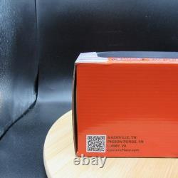 Cooter's Garage Autographed 125 Scale diecast 1969 Dodge Charger General Lee