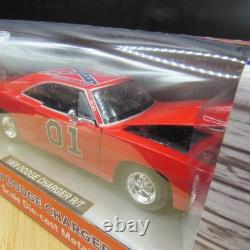 Cooter's Garage Autographed 125 Scale diecast 1969 Dodge Charger General Lee