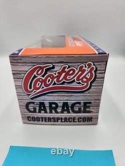 Cooter's Garage General Lee 1969 Dodge Charger R/T Diecast 125 Scale New Box C4