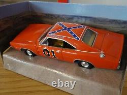 Corgi The Dukes Of Hazzard Dodge Charger Red Car & Figures Model Cc05301 136