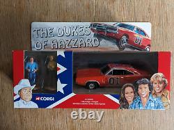 Corgi The Dukes of Hazzard 136 Dodge Charger Hand painted figures CC05301