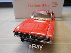 Danbury Mint 124 1969 Dodge Charger General Lee Dukes Of Hazzard. Rare. Papers