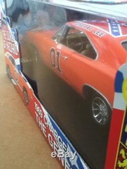 DUKES OF HAZZARD General Lee Barris Kustom 1969 Dodge Charger 1/18 Diecast Car