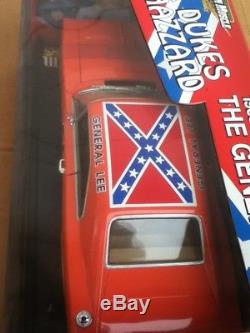 DUKES OF HAZZARD General Lee Barris Kustom 1969 Dodge Charger 1/18 Diecast Car