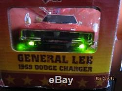 DUKES of HAZZARD 1.18 GENERAL LEE / LIGHTS & SOUND ACTION /69 DODGE CHARGER