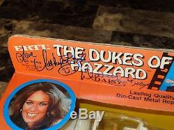 Daisy Duke Catherine Bach Signed 1/25 Scale Die Cast Jeep Dukes of Hazzard Photo
