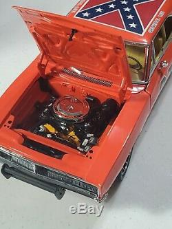 Danbury Mint 1969 Charger The General Lee Dukes of Hazzard County Coup Orange