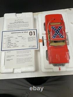 Danbury Mint 1969 Dodge Charger R/T GENERAL LEE 01 MINT! With Paperwork 124