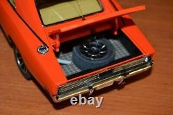 Danbury Mint 1969 Dodge Charger R/T General Lee 01 with Paperwork 124