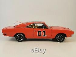 Danbury Mint 1969 Dodge Charger R/T General Lee 01 with Paperwork 124 NEW