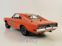Danbury Mint 1969 Dodge Charger R/T THE GENERAL LEE 01 with Paperwork 124