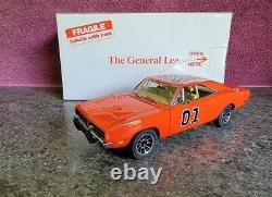 Danbury Mint 1969 Dodge Charger R/T THE GENERAL LEE 01 with Paperwork 124 L@@K