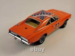 Danbury Mint 1969 Dodge Charger R/T THE GENERAL LEE 01 with Paperwork 124 L@@K