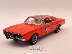 Danbury Mint 1969 Dodge Charger R/T THE GENERAL LEE 01 with original box