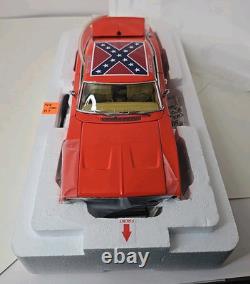 Danbury Mint 1969 Dodge Charger R/T THE General Lee Boxed