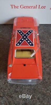 Danbury Mint 1969 Dodge Charger R/T The General Lee 01 Dukes of Hazzard ANIB