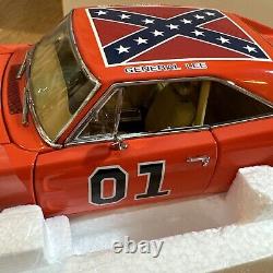 Danbury Mint 1969 Dodge Charger The General Lee Dukes of Hazzard Box Kept Papers