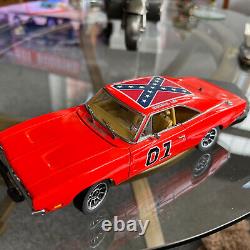 Danbury Mint Dodge Charger Dukes Of Hazard The General Lee 1/24