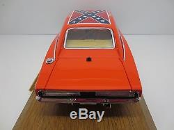 Danbury Mint General Lee 1969 Dodge Charger Dukes of Hazzard 124 Die Cast Car