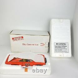 Danbury Mint The General Lee Diecast Metal Car from Dukes of Hazard, Nice With Box