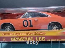 Dukes Of Hazzard 1/18 General Lee 1969 Charger Malibu International 2006