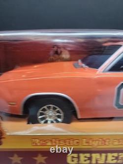 Dukes Of Hazzard 1/18 General Lee 1969 Charger Malibu International 2006