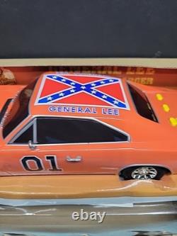 Dukes Of Hazzard 1/18 General Lee 1969 Charger Malibu International 2006