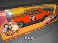 Dukes Of Hazzard 1/18 General Lee Autoworld AMM964 Adult Collectible BNIB