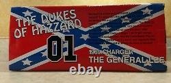 Dukes Of Hazzard 1/18 General Lee and 00 Mustang with 1/64 cars included